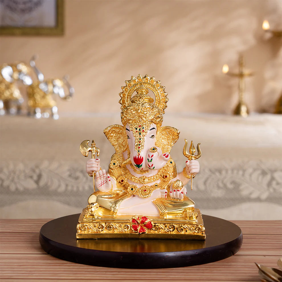 Dagdusheth Halwai Ganpati Murti - Gold Plated (4 Inch)